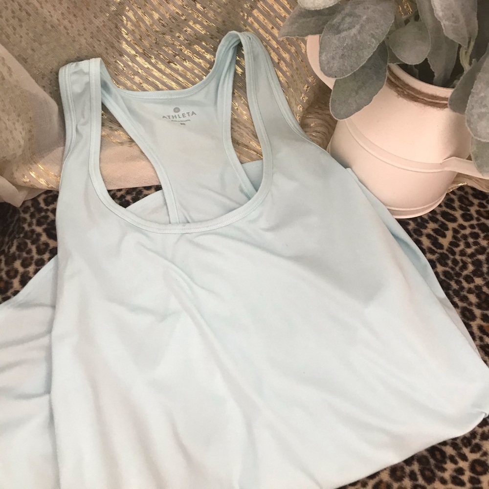 Athleta top